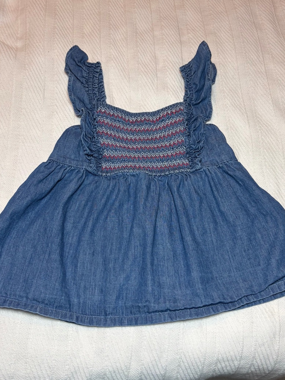 Fourth Of July Girl’s Top Medium Chambray Red Smocking Crown And Ivy 100% Cotton